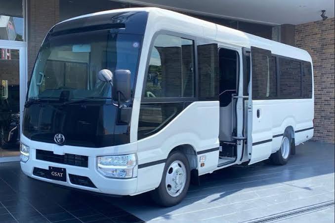 Toyota Coaster C5