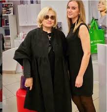 Сейчас кадышева чувствует себя неважно, говорят в ее окружении. Kak Sejchas Vyglyadit Nadezhda Kadysheva Chto Sluchilos So Zvezdoj 90 H I Kuda Ona Propala Foto