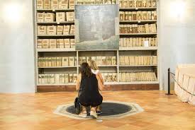 L'archivio storico comunale di palermo è un edificio che conserva gli archivi dell'amministrazione comunale di palermo, che contengono documenti a partire dalla fine del xiii secolo fino al 1957. Alessandro Librio Il Suono Dei Fiumi Palermo A Palermo Exhibition View At Archivio Storico E Biblioteca Comunale In Casa Professa Palermo 2017 Artribune