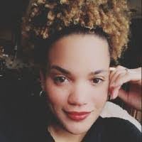 Lianet Navarro's Instagram, Twitter & Facebook