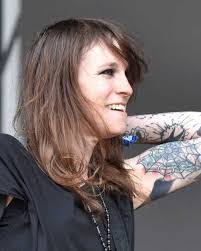 Julie Yeager's Instagram, Twitter & Facebook