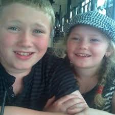 Bernadette Wade (@BernWade)