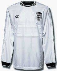 Buy england national team football shirts and get the best deals at the lowest prices on ebay! Pin On Football England Football Shirt Collection