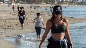 Wir haben auch 2 mietwagen, wären also mobil, für ausflüge an. Nach Coronavirus An Den Strand So Will Valencia Die Sommersaison Retten Costa Blanca