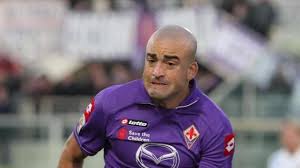 Santiago martín silva olivera (born 9 december 1980) is a uruguayan professional footballer who plays as a forward for argentinos juniors. Talleres L Ex Fiorentina Santiago Silva Nella Storia Supera Francescoli