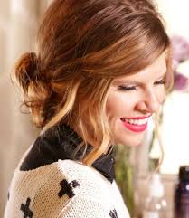 How to wear a messy bun? Easy Cute And Messy Bun Hairstyles For Long Hair Paperblog