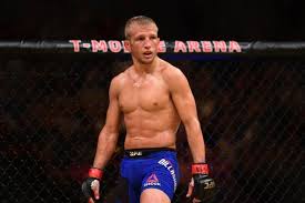 Dillashaw was born in sonora, california, to hal and janice dillashaw. T J Dillashaw Mma Fighter Page Tapology