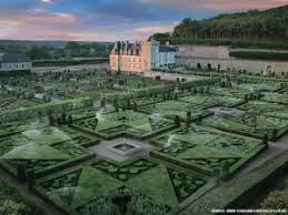 To create an interesting story, the writer needs to show not tell the reader about people, places, and things they are writing about. Chateau De Villandry And Its Beautiful Gardens
