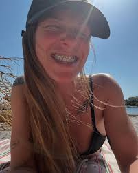 Robyn Lord (@yourfavouriteunicorn) • Instagram photos and videos