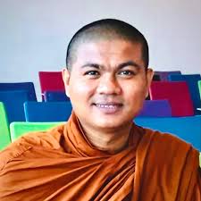 Is the correct verb to use with the subject 'boys' 'is' or 'are'?