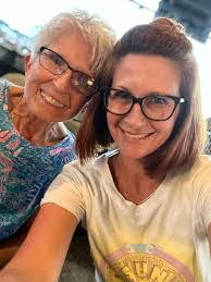 Jodi Bass's Instagram, Twitter & Facebook