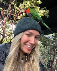 This is what happens when you visit Silo 118 Gallery! #birdlovers  #artlovers #gallery#santabarbara