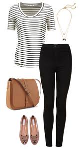 Black And White Striped Top Outfit 8 Ways To Wear A Striped Top This Summer Mom Fabulous Outfits With Striped Shirts Stripe Shirt Outfit Summer Striped Tshirt Outfit