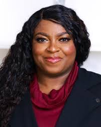 Carmen Samson's Instagram, Twitter & Facebook