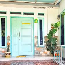 Bosan dengan suasana rumahmu saat ini ? 7 Model Teras Rumah Dengan Material Batu Alam Elegan Tidak Kampungan Desainrumahpedia Com Inspirasi Desain Rumah Minimalis Modern