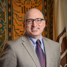 CLUES: Enrique Olivarez Jr.