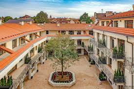 Pranciškonų parkas, dnsbįmonės vadovas, įmonės kontaktai, kreditingumas ir daug kitos info apibūdinančios firmos veiklą. PranciskonÅ³ Parkas Nauji Butai Senamiestyje Vilniuje Atsiliepimai