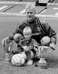 November 1963 im dänischen gladsaxe geboren. Peter Schmeichel Man United Career In Images Manchester United