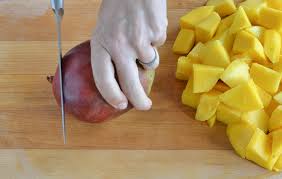 Mango is one of the most popular fruits in the world, but not many know how to select ripe mangoes and even less know how to cut it the right way, or the fun. How To Cut A Mango The Safe And Easy Way
