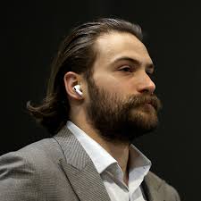 Watch Warren Foegele play for the...