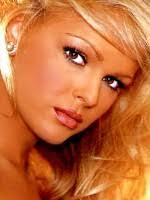 Brooke Richards's Instagram, Twitter & Facebook