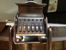 Yates Skillet Head tailpiece