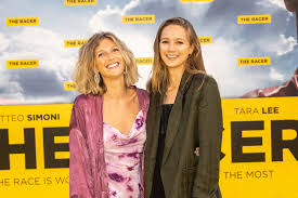 Morgane Versnick treedt in de voetsporen van mama Lynn Wesenbeek en start bij VTM NIEUWS