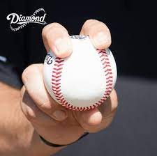 One of the most common ways to grip a 2 seamer properly includes arranging both the middle and index fingers so that they are near each other, whilst the thumb is positioned on the leather. Ripkenway Pitching Grips Presented By Diamond Baseball