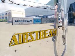 We have some really good friends that have been looking for an airstream or argosy for awhile now. 5 Vintage Airstream Restoration Principles Airstream