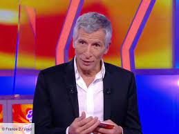 Cette fois où il a été victime d'un contrôle au faciès invité sur le plateau de michel cymes ça ne sortira pas d'ici en décembre 2019, nagui, l'animateur vedette de n'oubliez pas les paroles sur. Video Malaise In Everyone Wants To Take Their Place Nagui Does Not Recognize A Star Of M6 Today24 News English