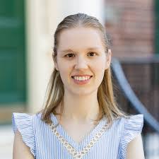 Lauren Russell's Instagram, Twitter & Facebook