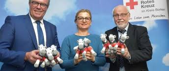 Buxfer can automatically sync with your bank, download transactions, categorize them and give you a full picture of your finances. Kindern Trost Spenden Mit Trostepferdchen Vr Bank Westmunsterland Unterstutzt Sonderaktion Mit 2500 Euro Trostepferdchen Milli
