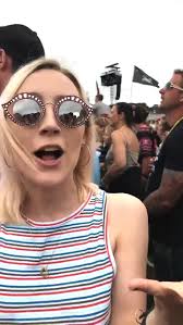 Saoirse una ronan was born in the bronx, new york city, new york, united states, to irish parents, monica ronan (née brennan) and paul ronan, an actor. Saoirse Ronan News On Twitter Scarcurtis Instagram Story