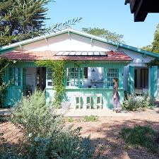 Un joyeux repaire familial pimenté de mille et une astuces déco à repiquer pour voir la vie. Rosemary Une Maison De Vacances Du Cap Ferret Ou Il Fait Bon Vivre Cote Maison
