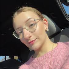 Anybody found a store with the Wicked cup in/near Springfield MO? The  stores have all told me they haven't gotten any in yet🥺😭