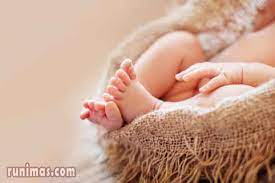 Berikut adalah bacaan lafadz doa untuk bayi lahir, menyambut kelahiran anak buah hati dalam bahasa arab, tulisan latin dan artinya atau terjemahan bahasa indonesia lengkap ringkas singkat yang pendek sesuai sunnah. Doa Menyambut Kelahiran Bayi Anak Sesuai Sunnah Runimas