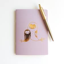 Please be aware that we only share the original apk file, unmodified, safe to download and free of any virus. Carnet De Notes Hiboux Dores Carnet De Note Rose Et Or Carnet De Notes 10 X 15 Cm Violet Et Dore Joli Carnet De Note A Motifs