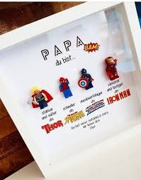 Für eine diy goldmedaille brauchen sie nur etwas karton, weißes und goldenes klebeband und ein stoffband in beliebiger farbe. Superheld Bilderrahmen Vatertagsgeschenke Fur Manner Basteln Basteln Fur Manner Supe Vatertag Foto Geschenk Ideen Geburtstag Geschenke Selber Machen