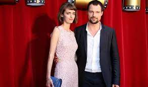 Прокрутите экран вниз, чтобы посмотреть подробную информацию. Danila Kozlovskij Biografiya Foto Lichnaya Zhizn Zhena I Deti Rost Ves 2021