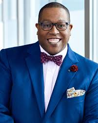 Marc Dumas-REALTOR (@buywiththebowtie) · Chicago, IL