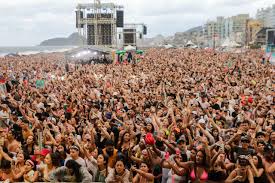 Verão Maior Paraná reúne grandes shows e leva centenas de milhares de pessoas ao Litoral no fim de semana