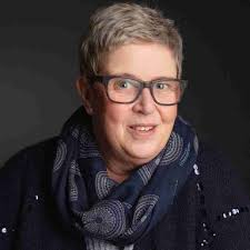 30+ Hebammen in Friedensdorf • Hebammensuche • Online buchen