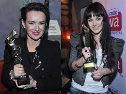 ✨ & ✨ piosenkarka / zpěvačka ✨ songwriter best of cd: Zlote Dzioby 2010 Rozdane Ewa Farna Odkryciem Roku Zdjecia Super Express Wiadomosci Polityka Sport