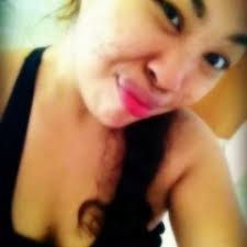 Listen to playlists featuring Inde {Solomon Island} by Vanuatu Song online  for free