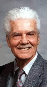 Julianne Combs's Instagram, Twitter & Facebook