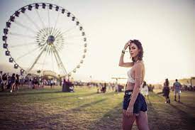 Lena meyer landrut kann das coachella festival kaum erwarten. Madel Iss Mal Was So Polarisiert Eurovisions Lena Mit Ihren Coachella Fotos Von Paul Ripke Meedia