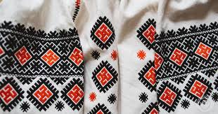 Наврядчи майстрині, що започаткували ремесло вишивання, могли собі уявити, що у 21 столітті вишиванка стане символом величного козацького народу. Simvoli Ukrayinskoyi Vishivki Spadshina Predkiv