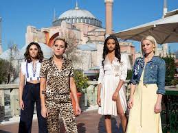 Kristen stewart, naomi scott, and ella balinska are working for the your score has been saved for charlie's angels. Kristen Stewart Is The Best Thing About The New Charlie S Angels Trailer Vogue