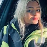 Laura Highland's Instagram, Twitter & Facebook