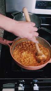 Spicy Rigatoni With Vodka Scheckeats Recipe Diy Food Recipes Food Vegetarian Recipes